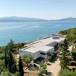 Seafront Paradise Holiday home Glifa (Stylida)