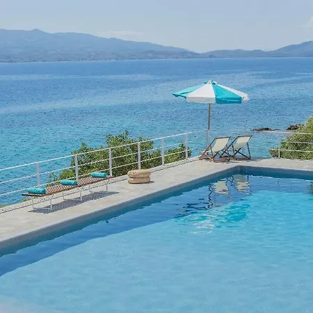 Seafront Paradise Holiday home Glifa (Stylida)
