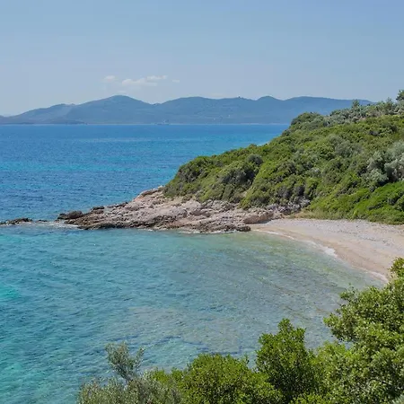 Holiday home Seafront Paradise