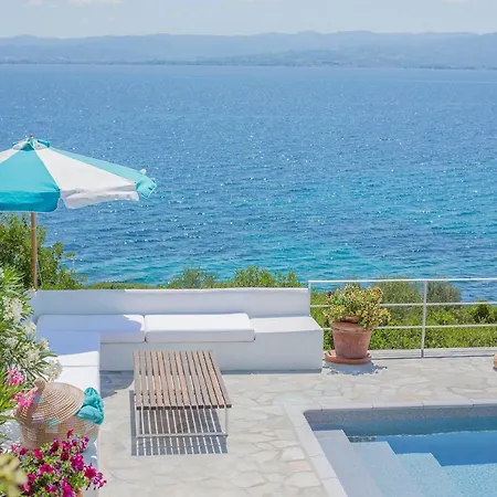 Holiday home Seafront Paradise *