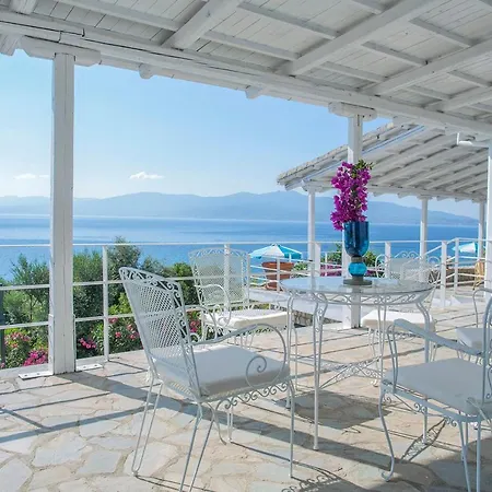 Seafront Paradise Holiday home *